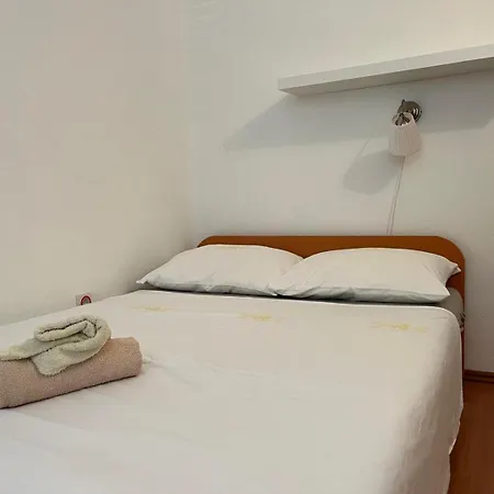 Appartement With Parking Space - 27870 *